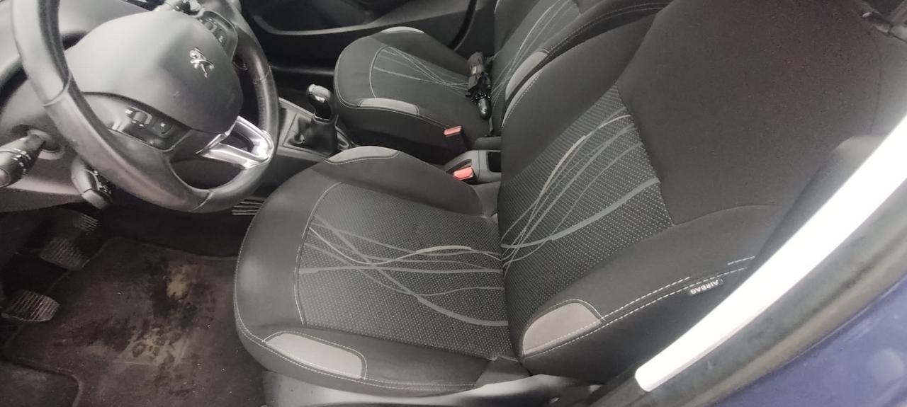 Peugeot 208 1.4 HDi 68 CV 5 porte Access