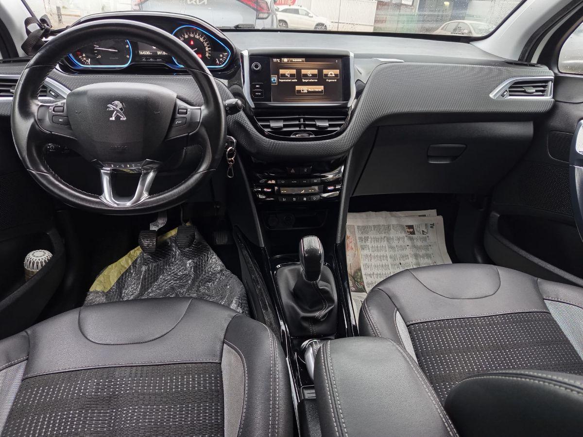 PEUGEOT 2008 BlueHDi 100 Allure - 2016