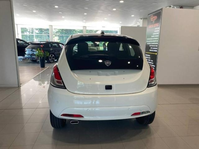 Lancia Ypsilon III 1.0 firefly hybrid Platino s&s 70cv