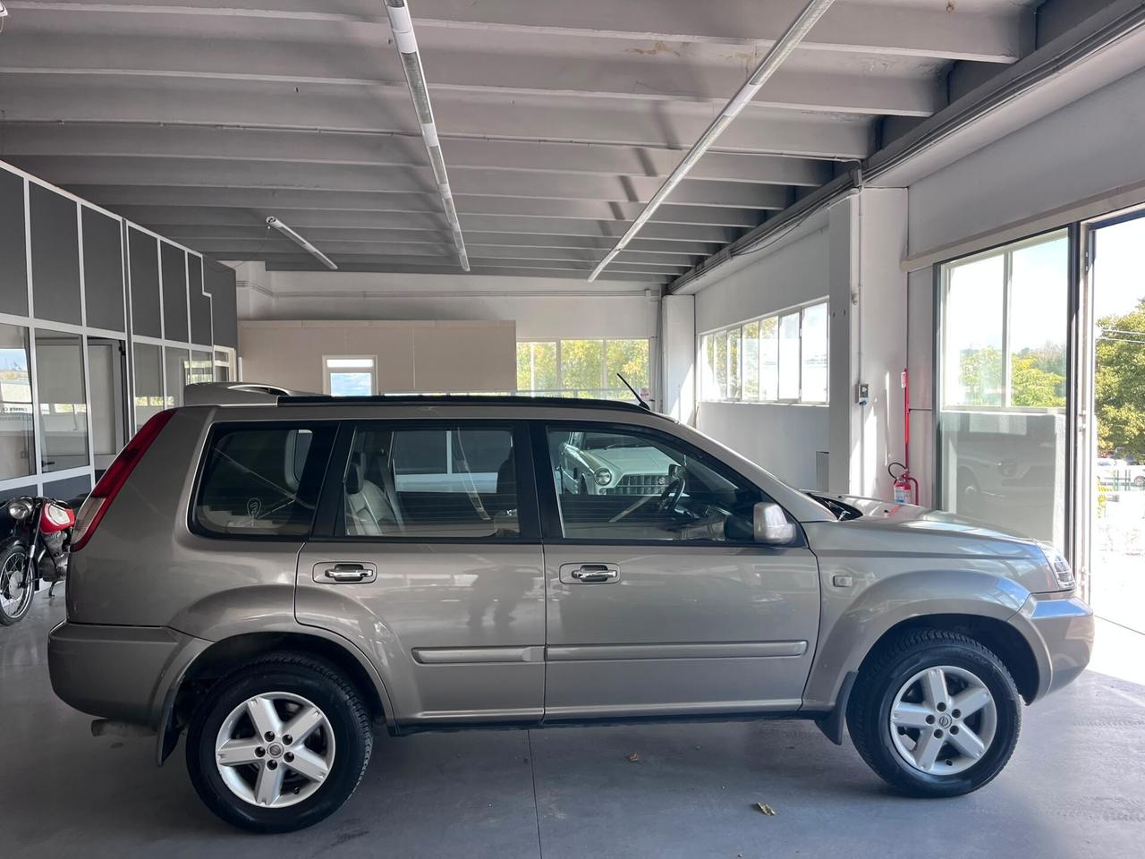 Nissan X-Trail 2.2 dCi Sport