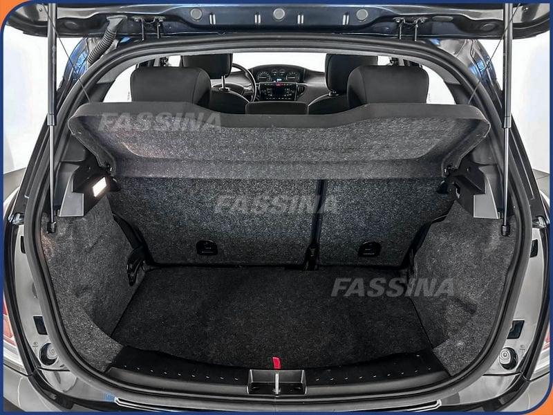 Lancia Ypsilon Ypsilon 1.0 firefly hybrid Silver Plus s&s 70cv