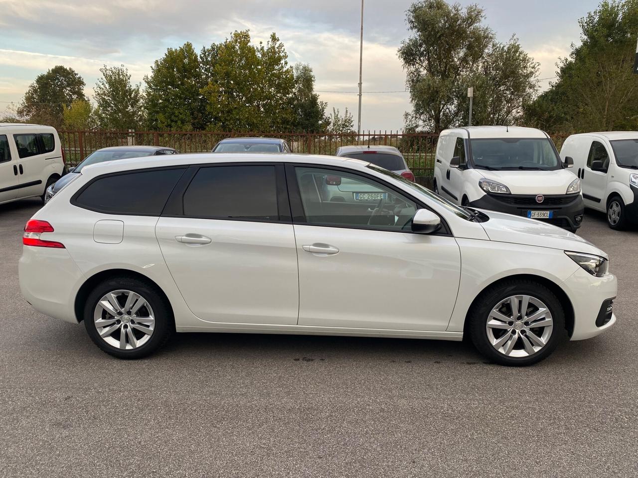 Peugeot 308 1.5 130 Cv SW Bianco Perla Bellissima