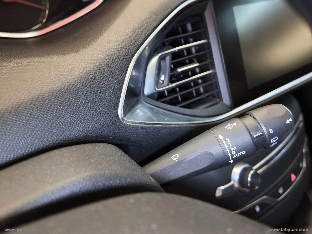 PEUGEOT 308 BlueHDi 120 S&S Allure