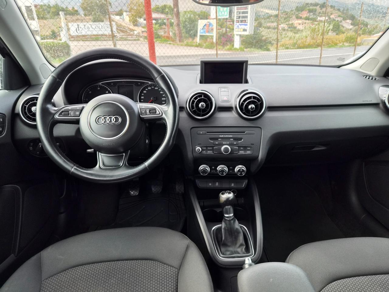 Audi A1 SPB 1.6 TDI S line edition plus