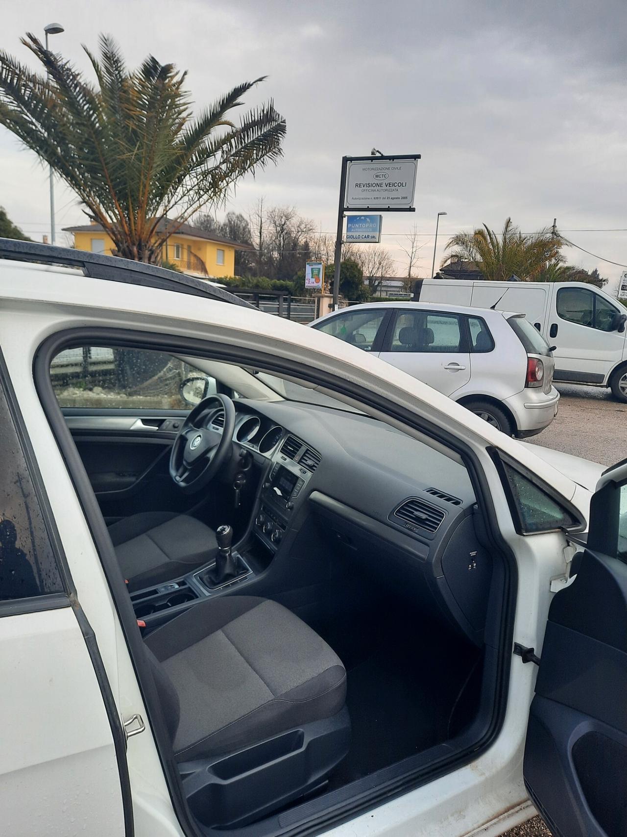 Volkswagen Golf Variant 1.4 TGI OK NEOPATENTATI