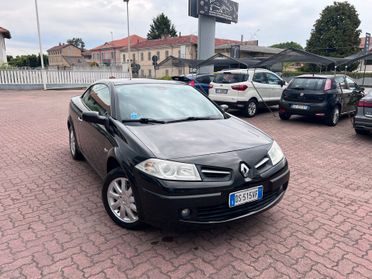 Renault Megane Mégane C-C 1.6 16V Privilège