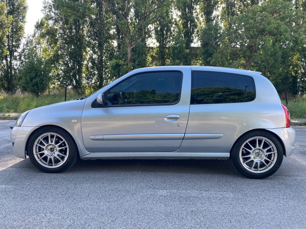 Renault Clio 2.0 16V cat 3 porte Sport