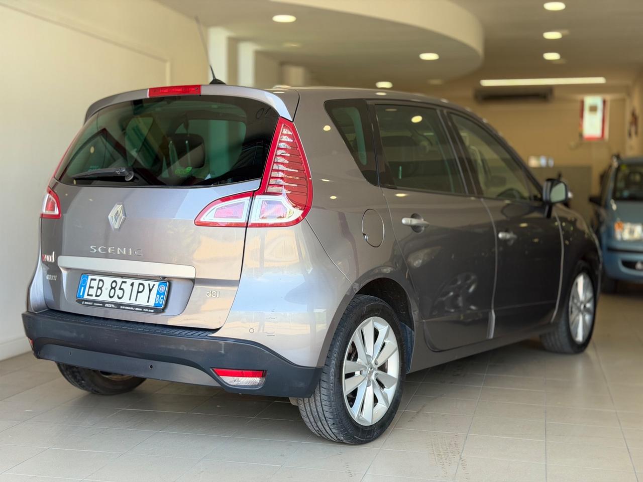 Renault Scenic Scénic X-Mod 1.9 dCi 130CV Luxe