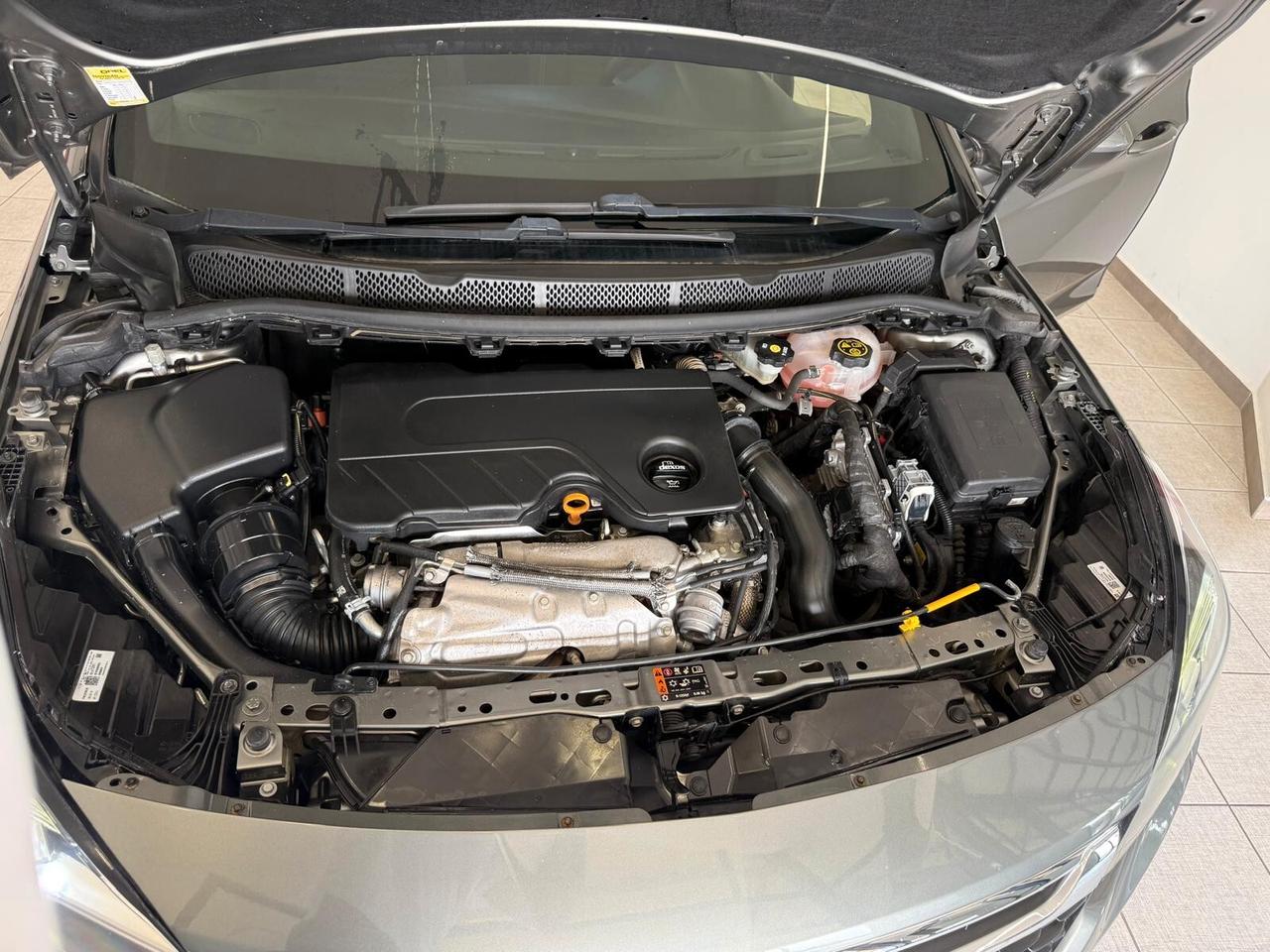 Opel Astra 1.6 BiTurbo CDTi Start&Stop 5 porte OPC Line