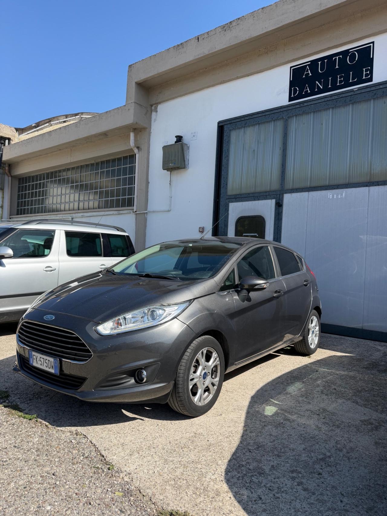 Ford Fiesta 1.5 TDCi 75CV 5 porte ST-Line