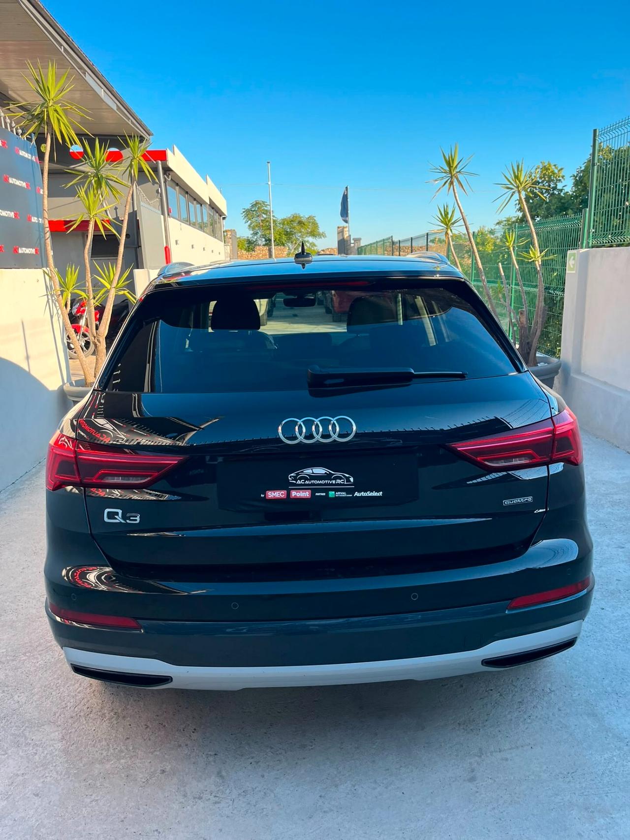 Audi Q3 35 TDI quattro S tronic Business Advanced