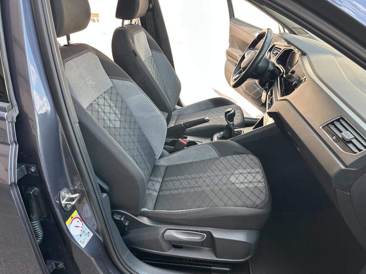 Volkswagen Taigo 1.0 tsi R-Line 115cv