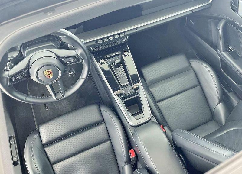 Porsche 911 Carrera 4S