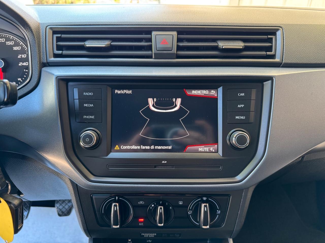SEAT Arona 1.6 tdi Style GARANZIA 24 MESI *PROMO*