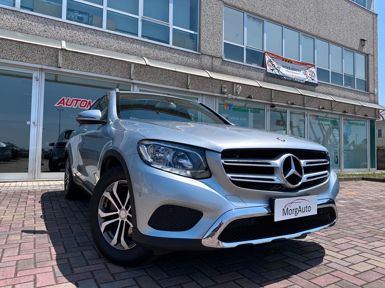 MERCEDES GLC 220d 4MATIC AUTOMATICA! EURO6b! NAVI!