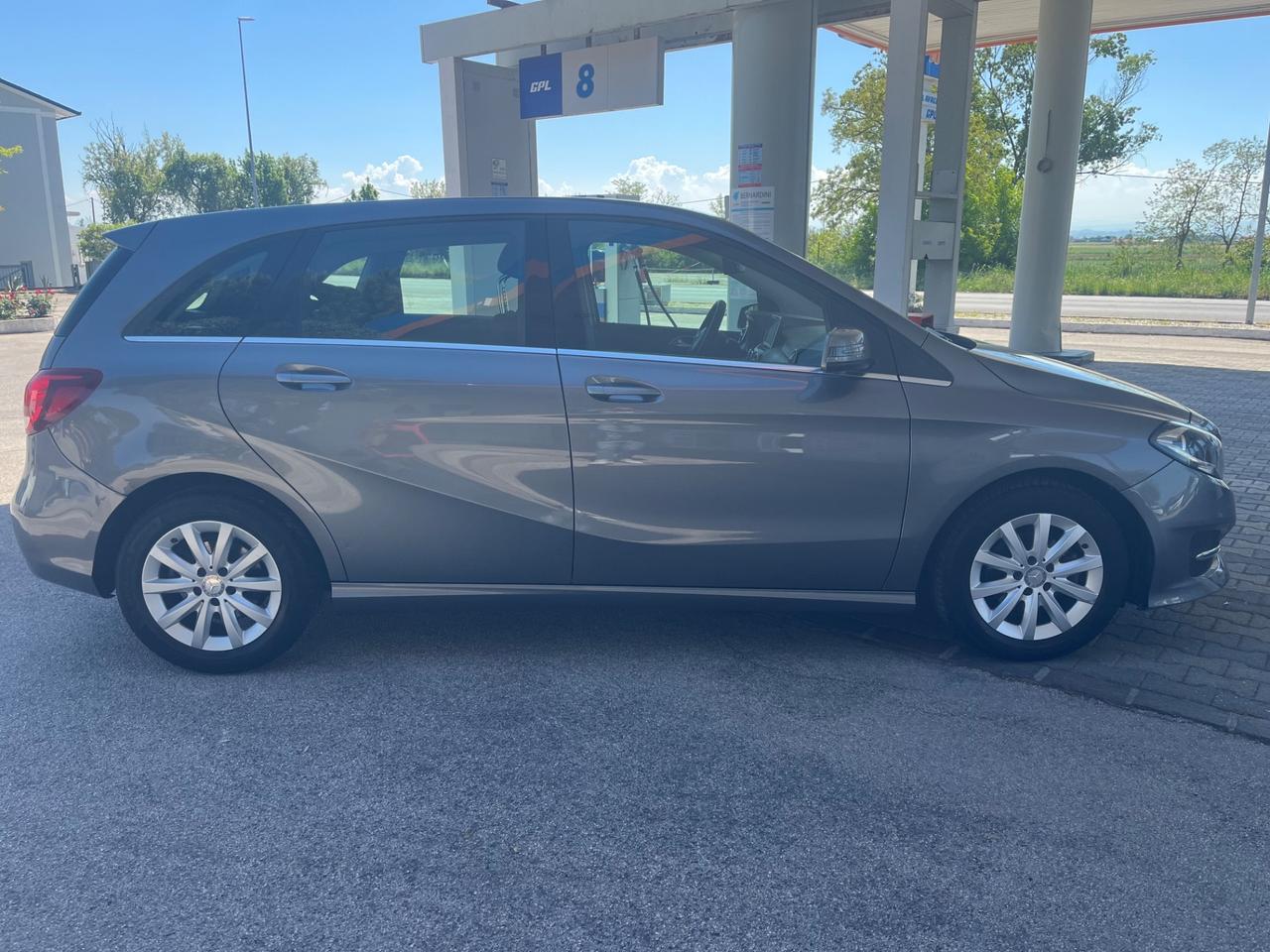 Mercedes-benz B 160 d Automatic Executive ok neopatentati