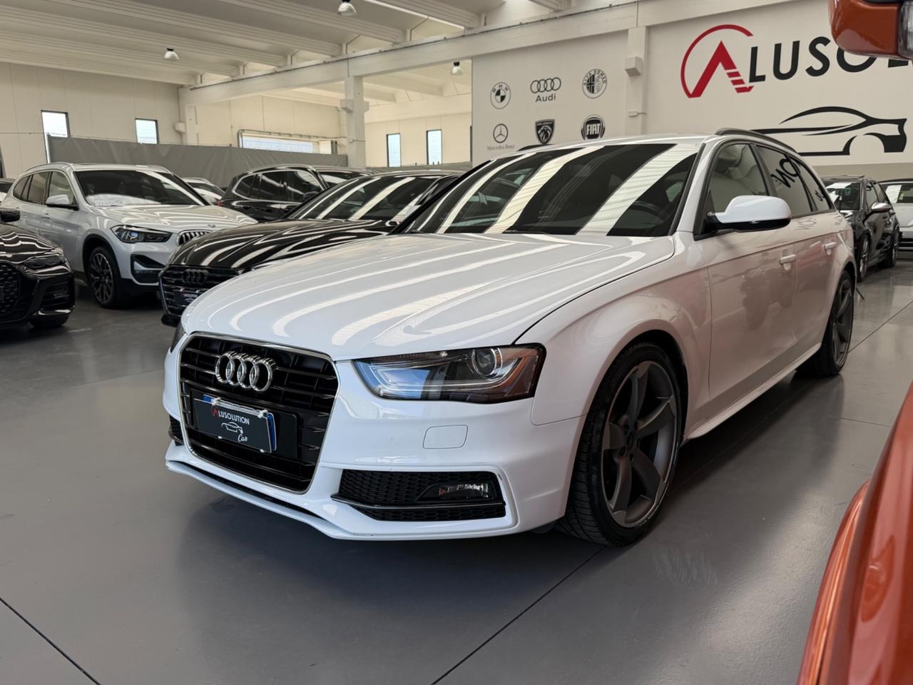 Audi A4 Avant 2.0 TDI 150 CV S-LINE TOTALE