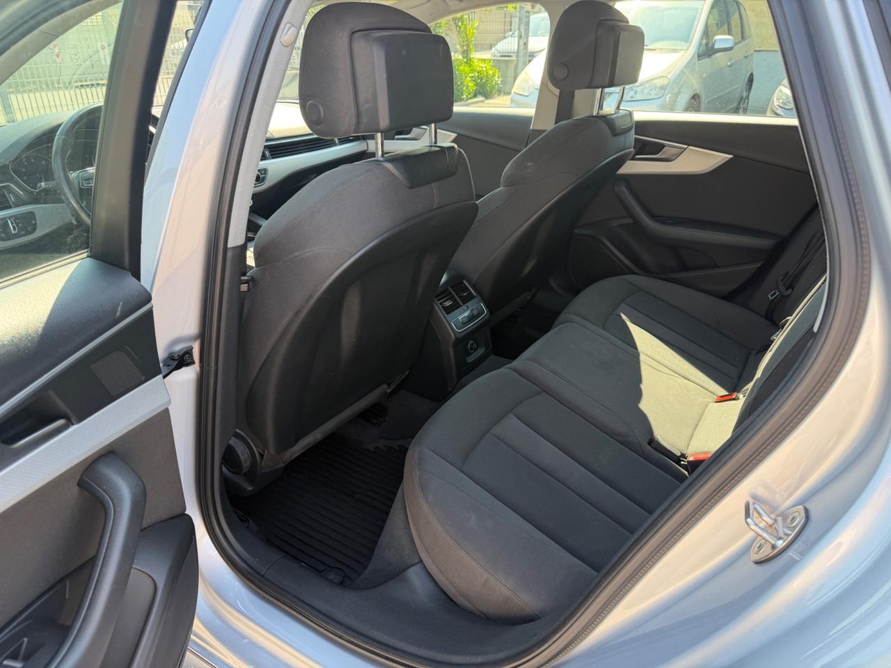 Audi A4 Avant 2.0 TFSI g-tron Business