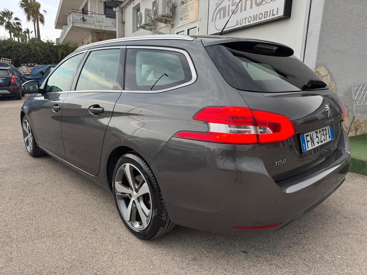 Peugeot 308 BlueHDi 130 S&S SW Allure