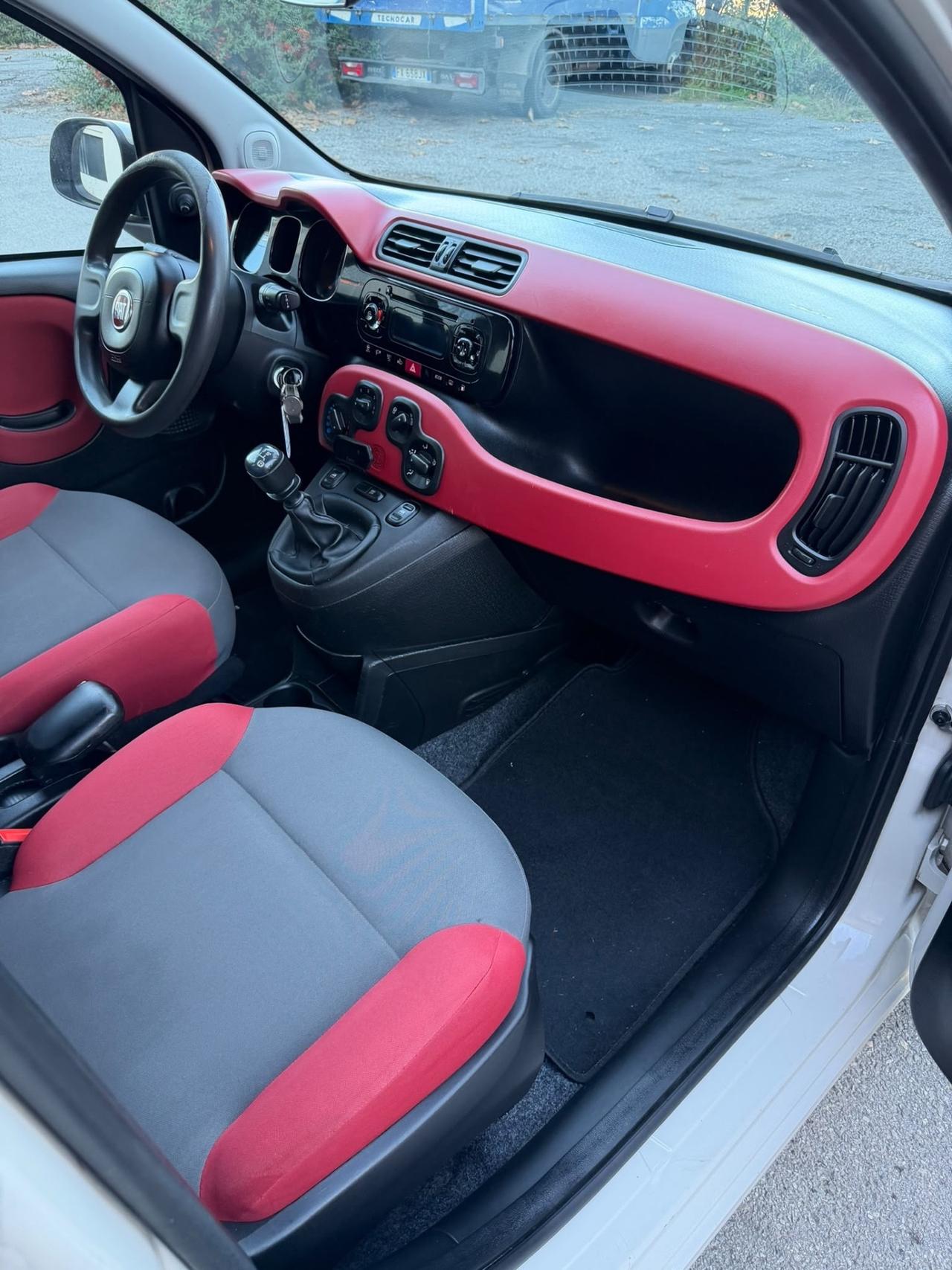 Fiat Panda 0.9 TwinAir Turbo Natural Power Lounge