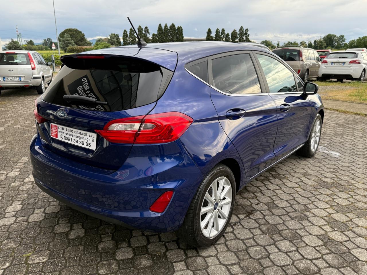 Ford Fiesta 1.1 b. - 5p. |NEOPATENTATI|CERCHI IN LEGA