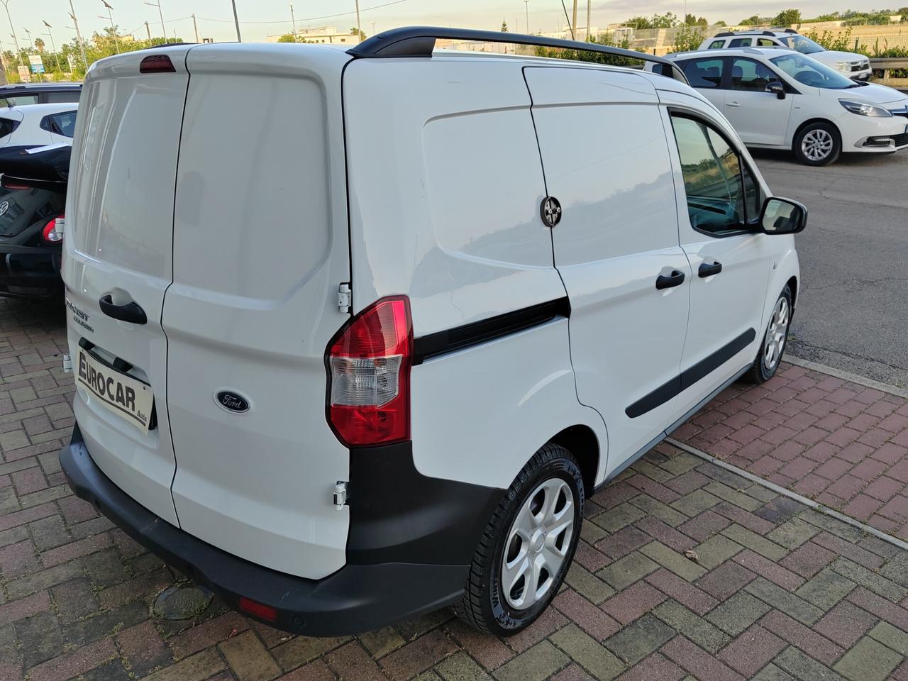 Ford Transit Courier Transit Courier 1.5 TDCi 100CV Van Trend