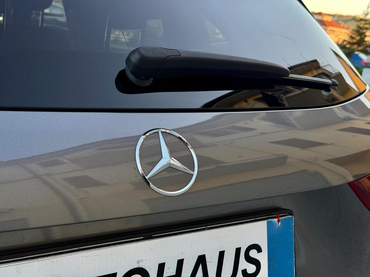 Mercedes-benz GLA 200 d AMG Premium - IVA ESPOSTA