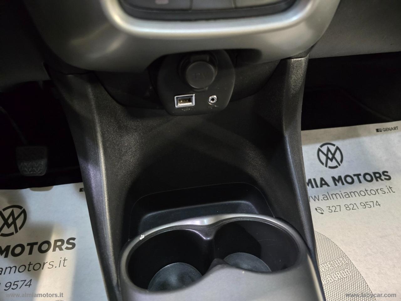 TOYOTA Aygo 1.0 VVT-i 69 CV 5p. x-play TSS