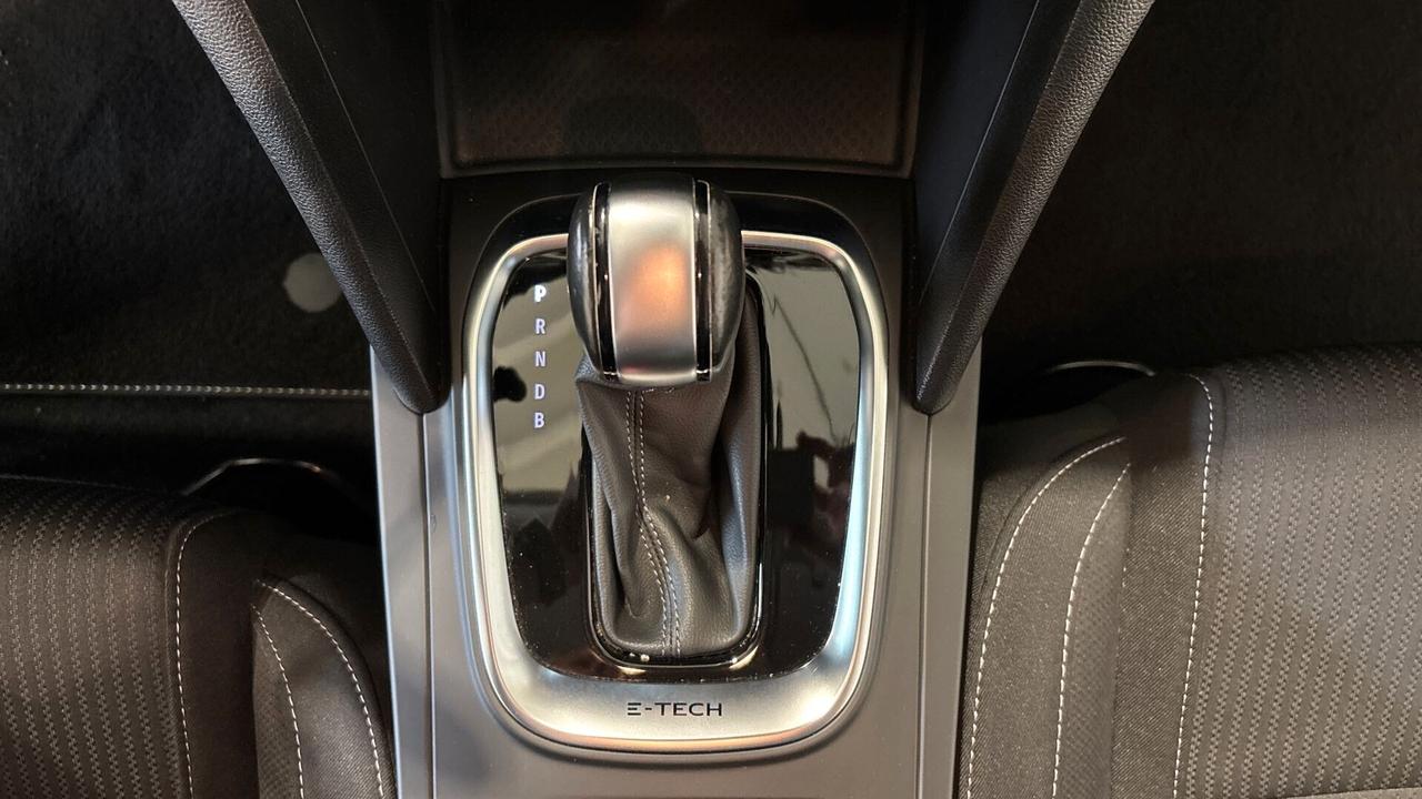 Renault Megane Sporter Plug-in Hybrid E-TECH 160 CV Business