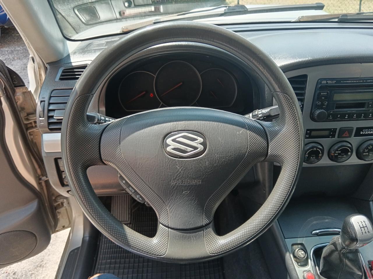 Suzuki Grand Vitara 2.0 TD 4X4 AUTOCARRO 2 POSTI