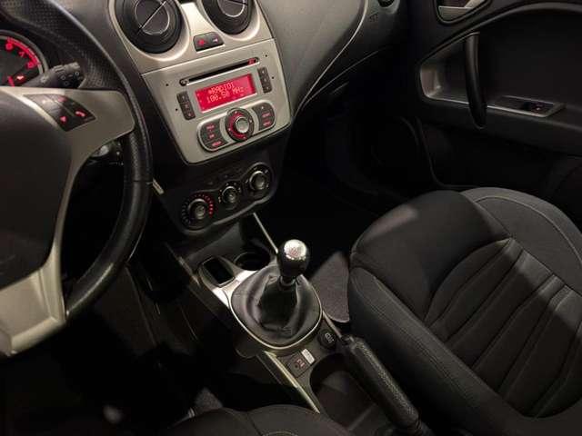 Alfa Romeo MiTo 1.4 70 CV 8V Upload