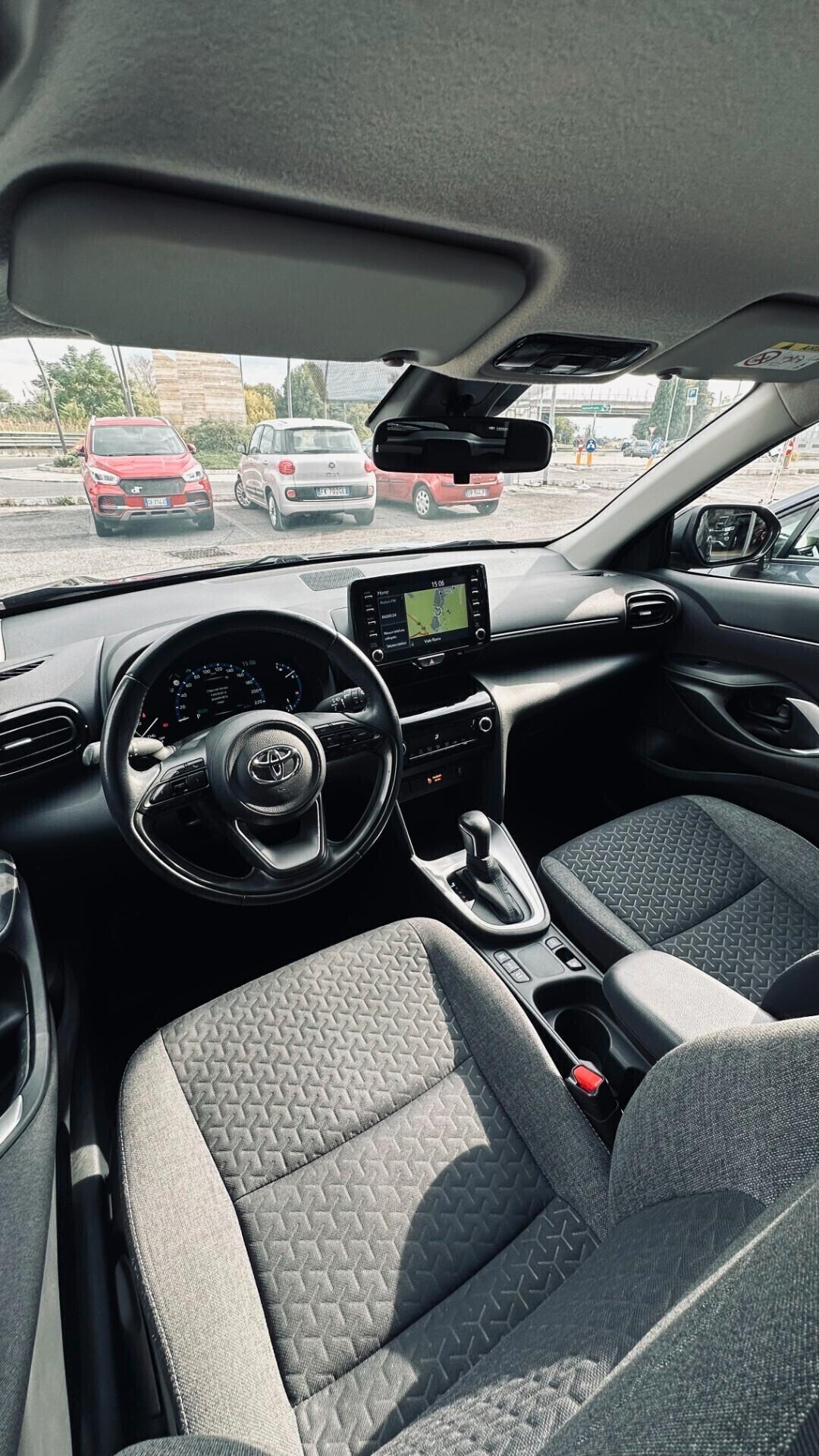 Toyota Yaris Cross 1.5 Hybrid 5p. E-CVT Business