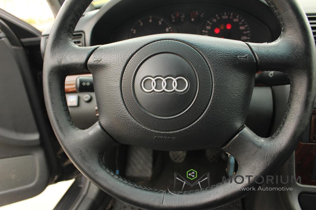 Audi A4 Berlina A4 1.8