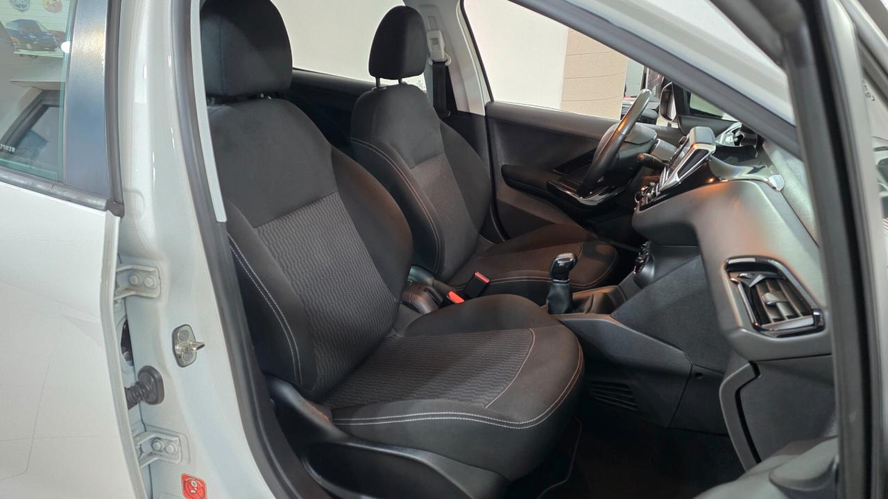 Peugeot 208 BlueHDi 75 5 porte Allure