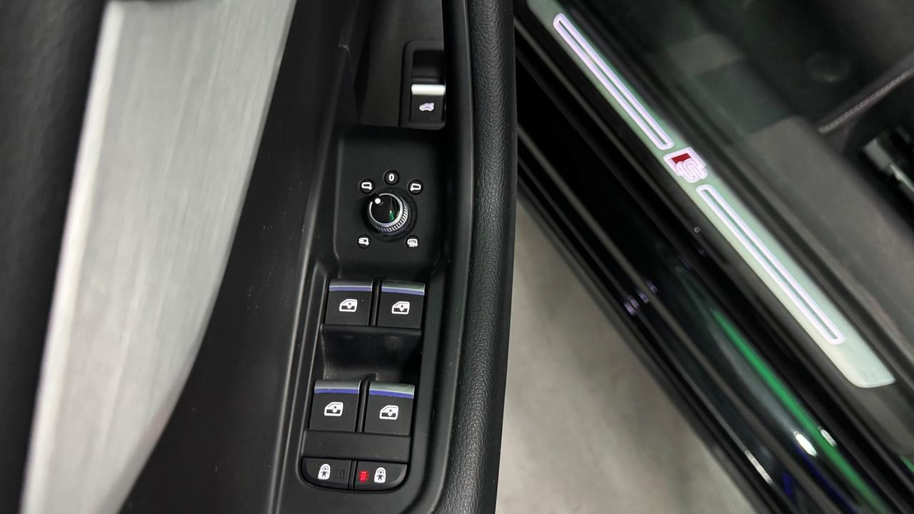 Audi A4 2.0 204 Cv 40 TDI quattro S line edition-2022