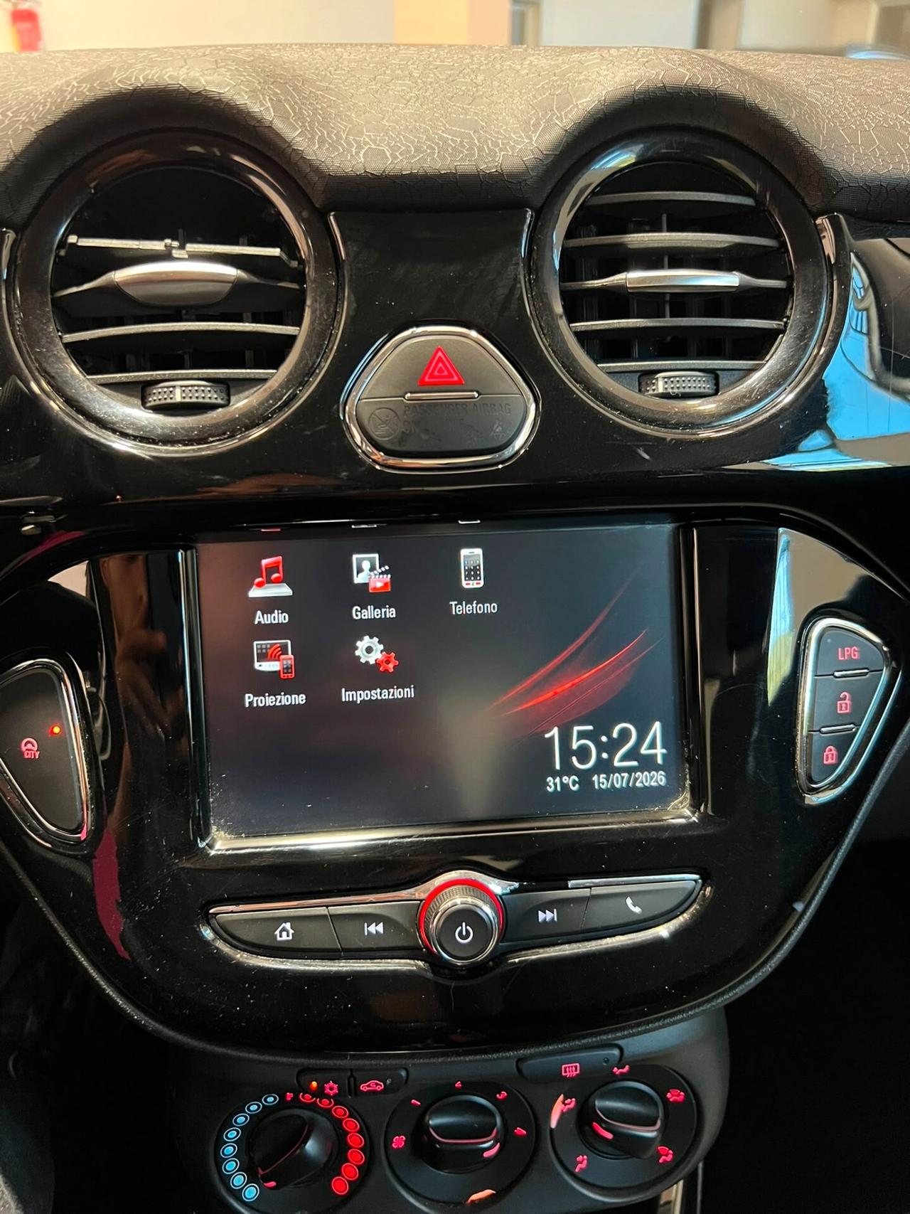 Opel Adam 1.4 87 CV GPL Tech Jam