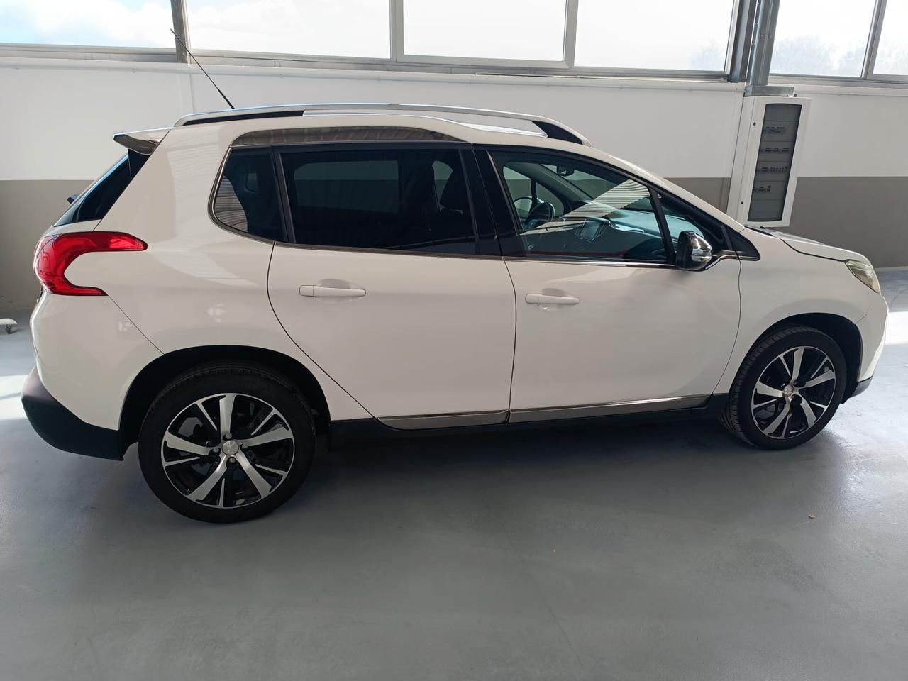 Peugeot 2008 1.6 e-HDi 92 CV Stop&Start Allure
