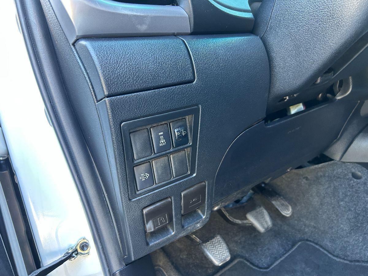 TOYOTA - Hilux 2.4 d-4d 4x4 EXECUTIVE TELECAMERA