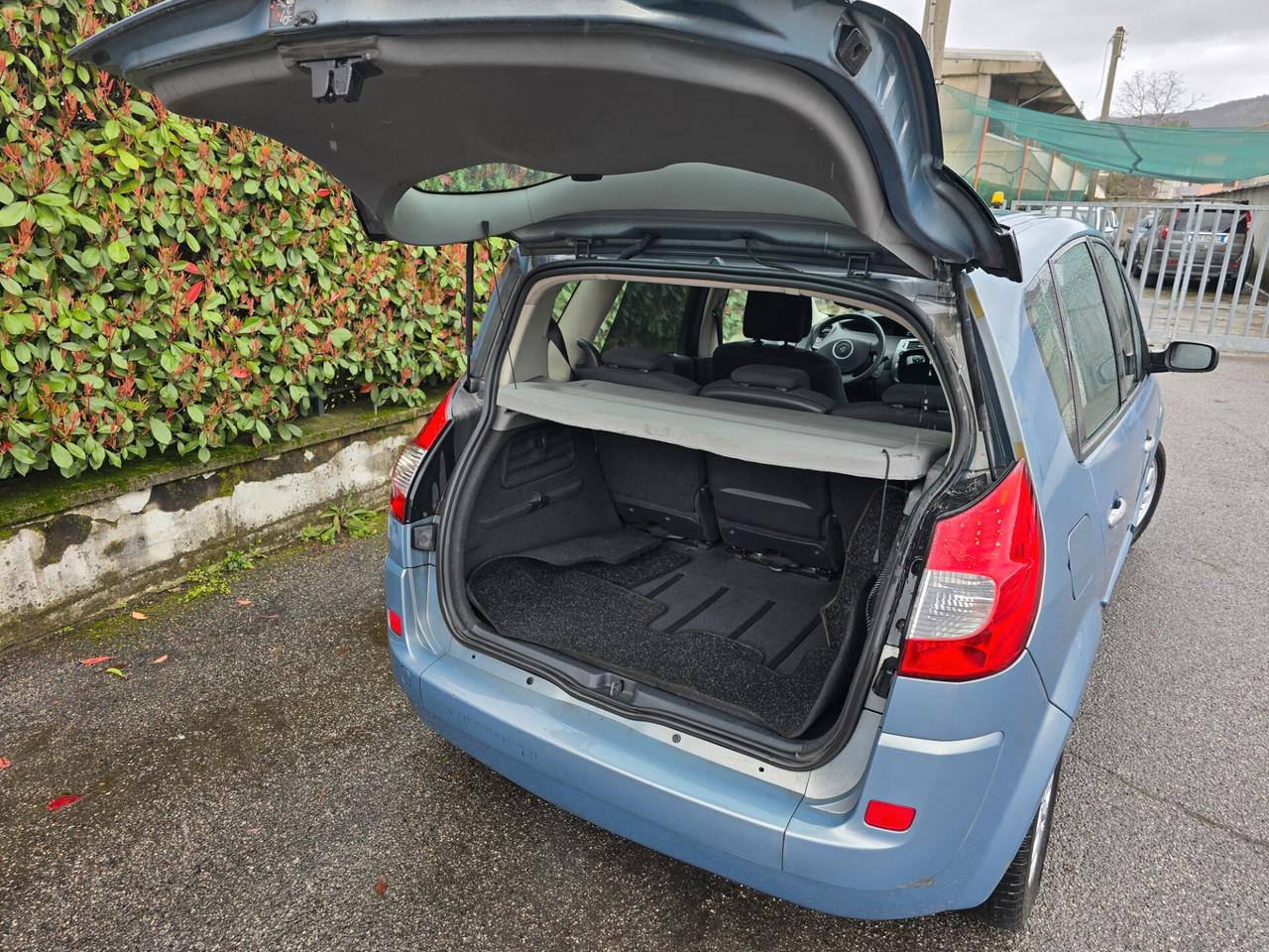RENAULT SCENIC 1.5 dCi "OK PER NEOPATENTATI"