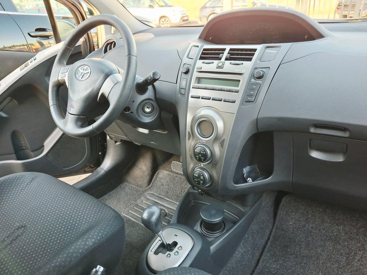 Toyota Yaris 1.4 D-4D "Cambio Automatico" Km 68.000!