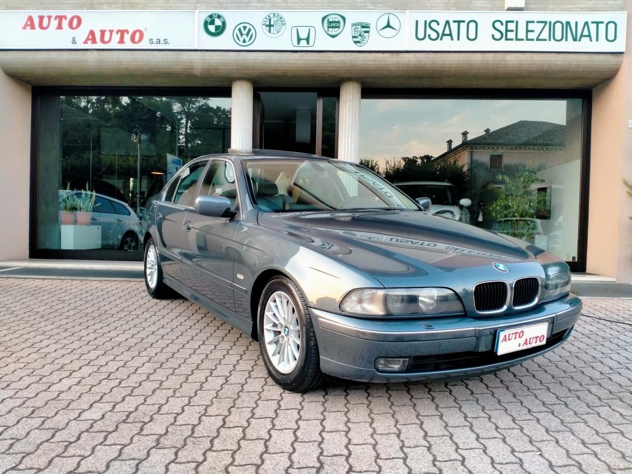 BMW 528 i E39 ATTIVA 193CV TARGA ORIGINALE / INTERNI PELLE / TETTO / AUTOMATICA