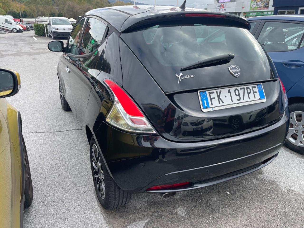 Lancia Ypsilon 1.2 69 CV 5 porte Gold