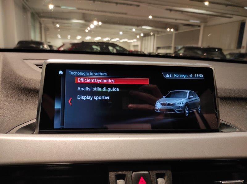 BMW X1 (F48) - X1 sDrive18d Business Advantage