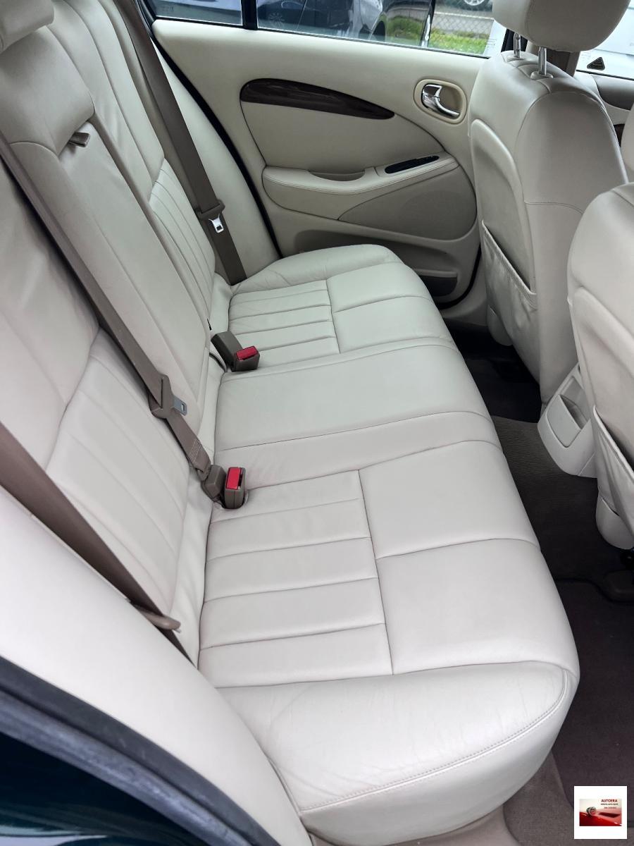 JAGUAR - S-Type - 2.5 V6 24V Executive