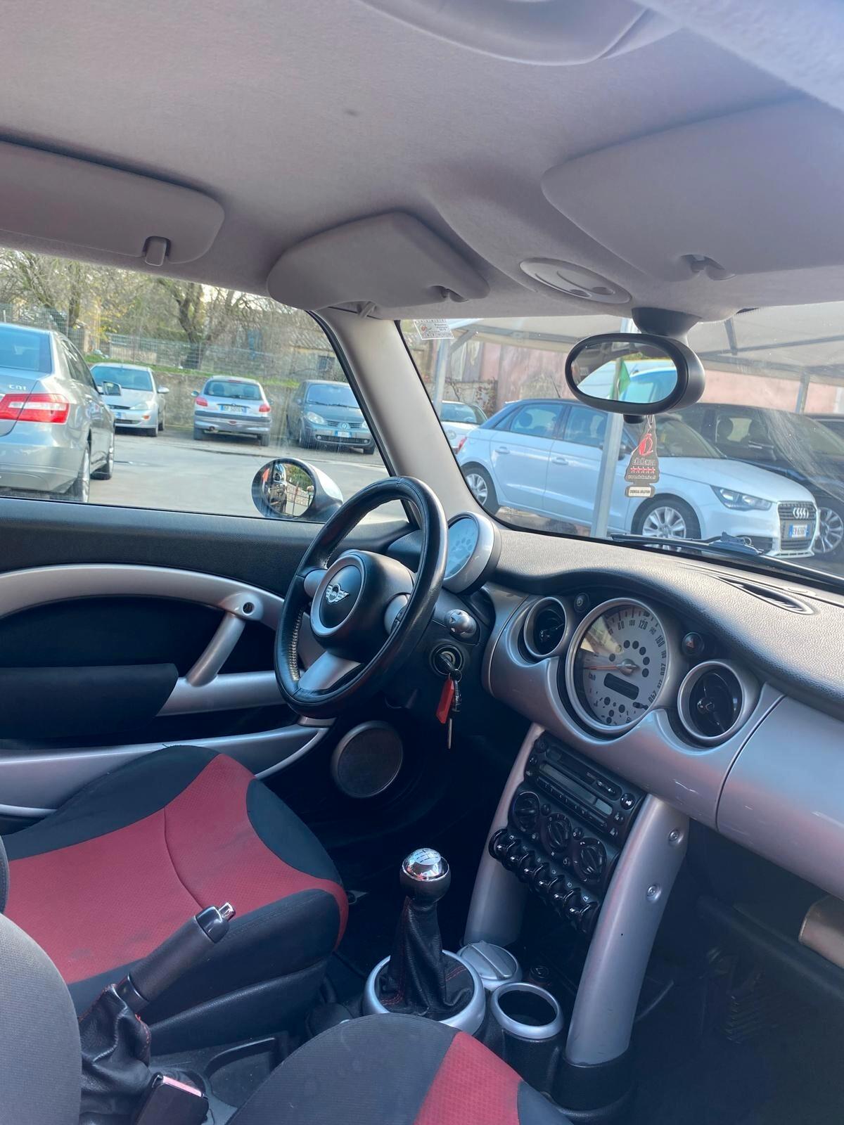 Mini 1.4 tdi One D de luxe