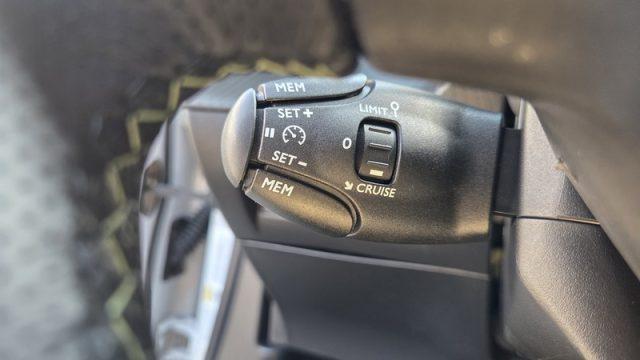 PEUGEOT 2008 PureTech 130 S&S EAT8 GT PERMUTE OK NEOPATENTATI
