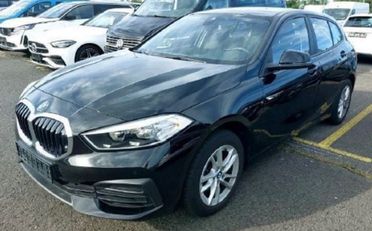 Bmw 118i 5p. Business Advantage Navi PDC