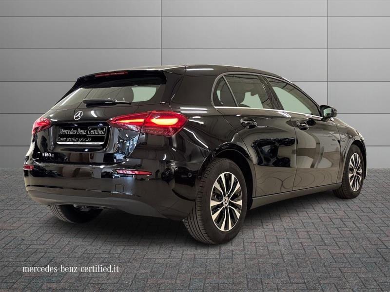 Mercedes Classe A 180 180 D Advanced 8G-DCT