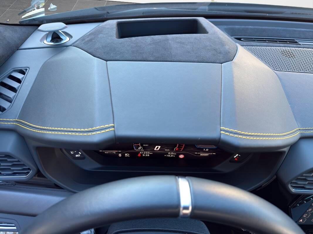 Lamborghini Urus 4.0 V8 auto