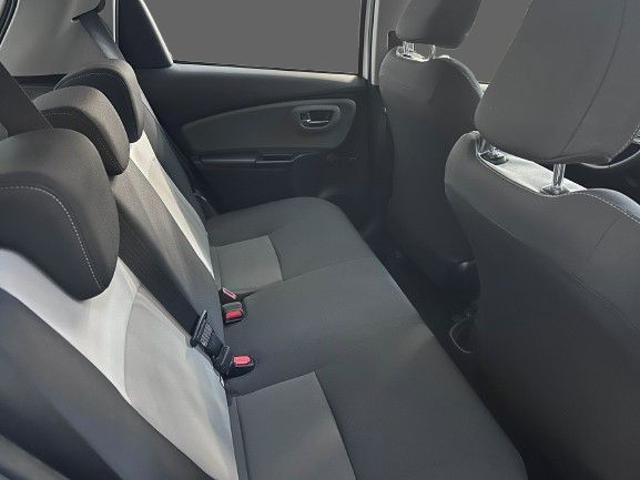 TOYOTA Yaris 1.5 Hybrid 5 porte Business